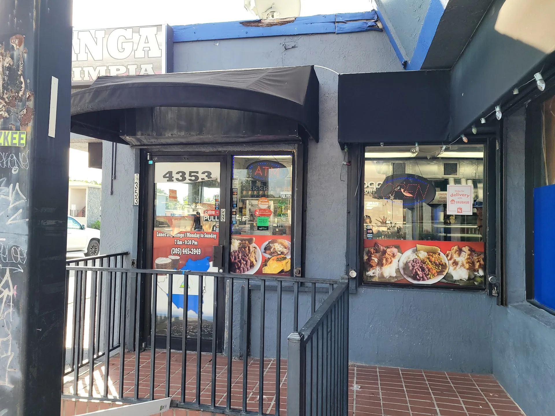 Fritanga La Fuente storefront on NW 7th Street, Miami